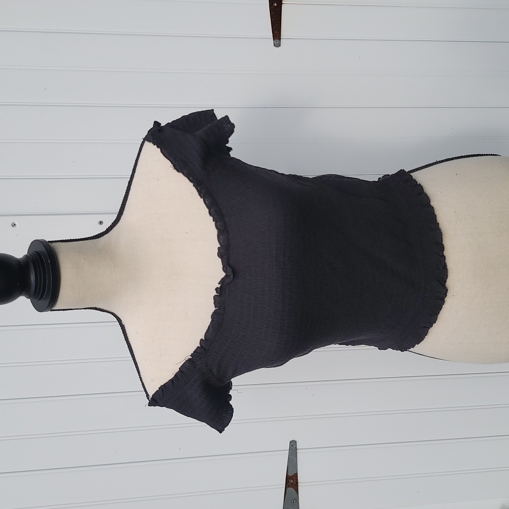 Dee Elly crop top size Medium